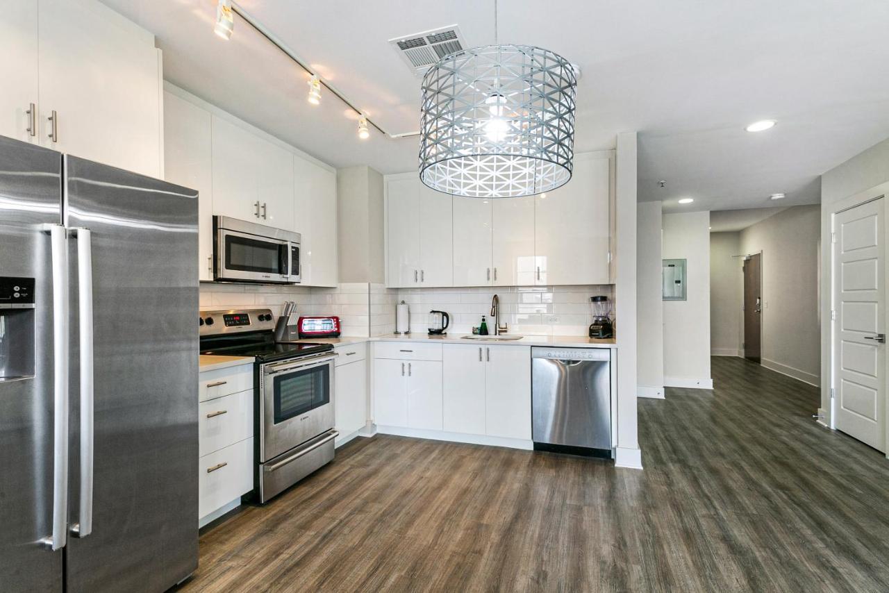 Spacious 4br Near French Quarter Apartment